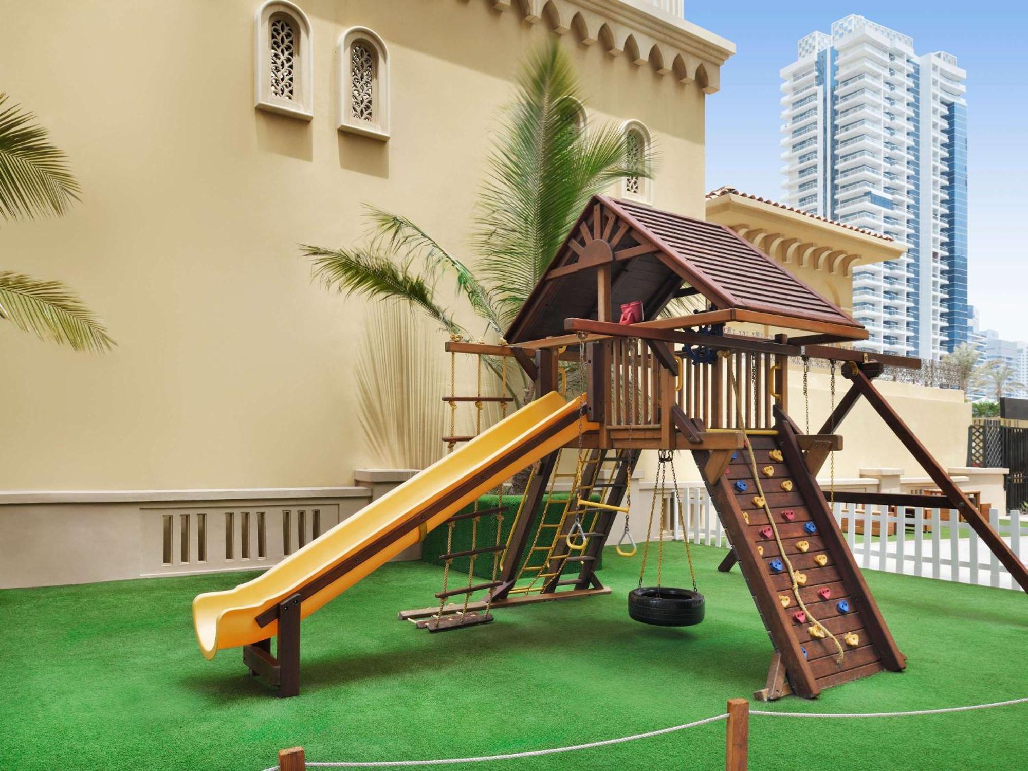 뫼벤픽 호텔 주메이라 비치 두바이 외부 사진 Playground