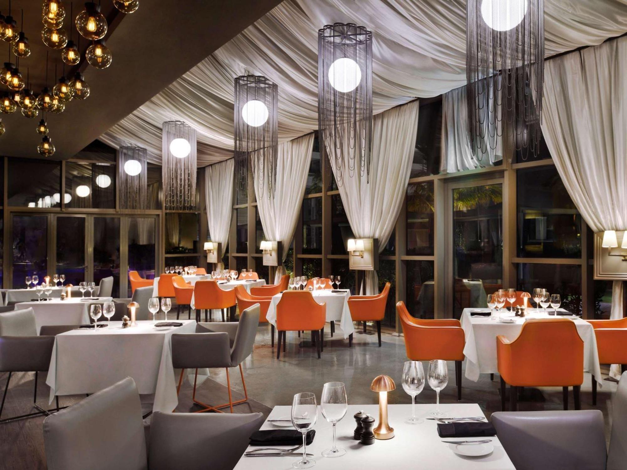 뫼벤픽 호텔 주메이라 비치 두바이 외부 사진 The restaurant